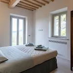 Luana Cortona